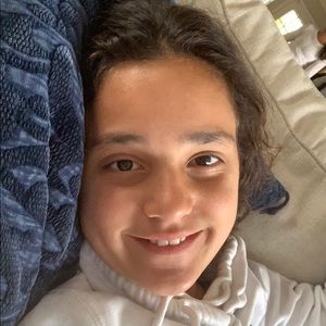 Meet your Posher, Cara